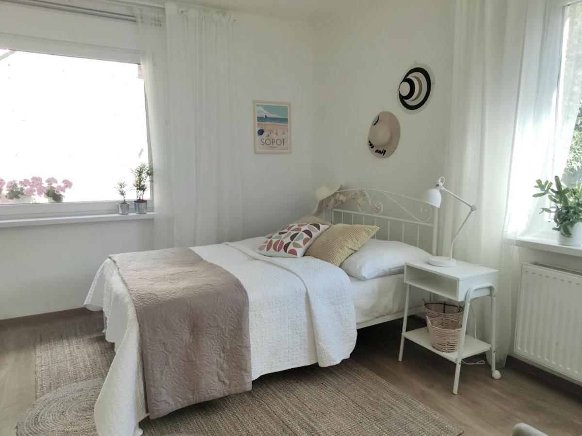 Apartament W Sasiedztwie Lasu 1800M Od Morza Sopot Exterior photo